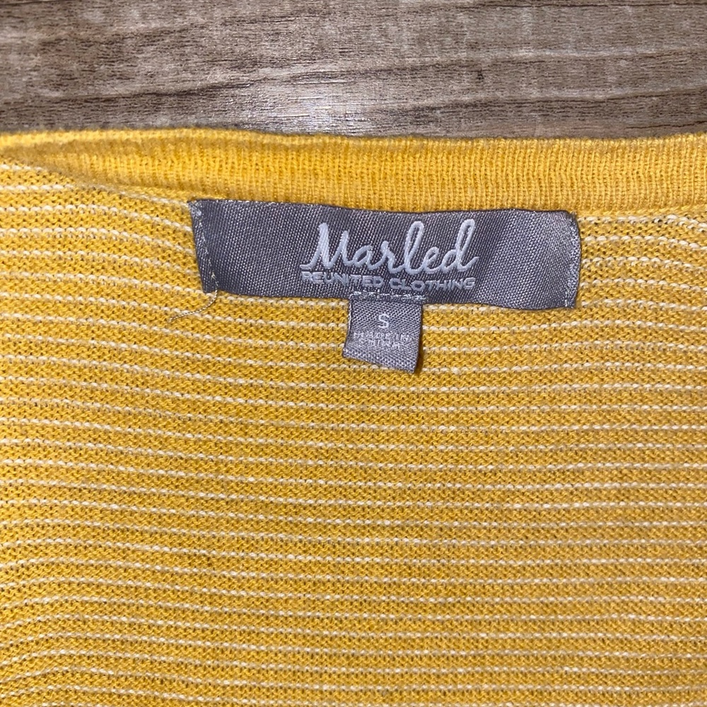 Cardigan - Picture 3 of 3